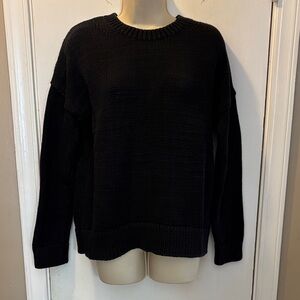 Banana Republic medium cotton blend crew Sweater 26-019-1